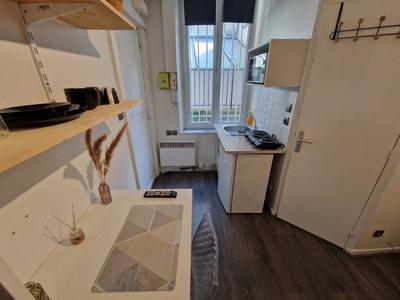 Studio - 16 m² - 1 pièce