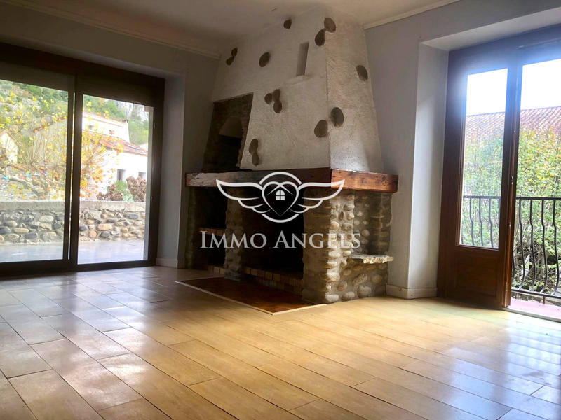 Maison - 220 m² - 11 pièces