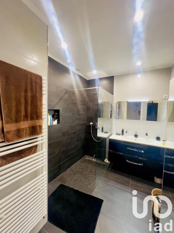 Appartement - 84 m² - 4 pièces