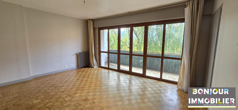 Appartement - 95 m² - 4 pièces