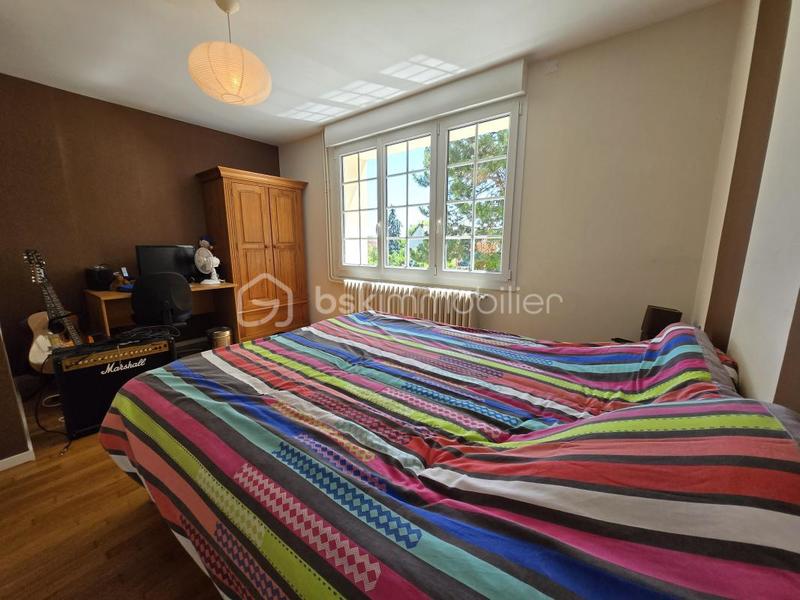 Pavillon - 182 m² - 6 pièces