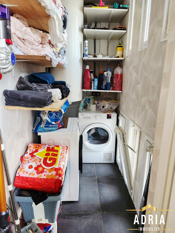 Appartement - 93 m² - 4 pièces