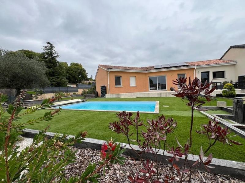 Maison - 109 m² - 6 pièces