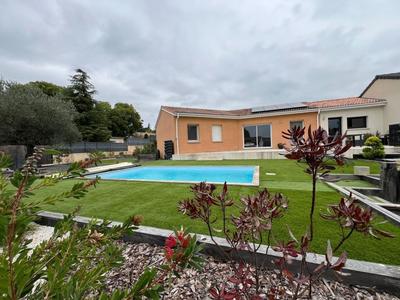 Maison - 109 m² - 6 pièces