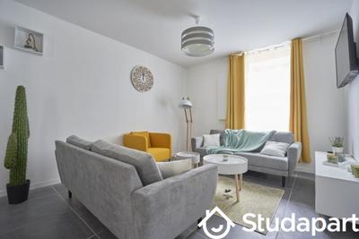 Chambre - 10 m² - 1 pièce