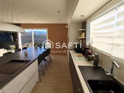 Maison - 130 m² - 6 pièces