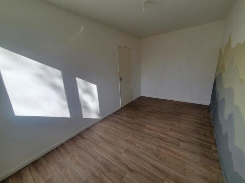 Appartement ancien - 67 m² - 3 pièces