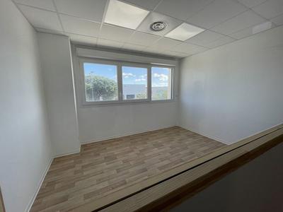 Bureau - 12 m² - 1 pièce