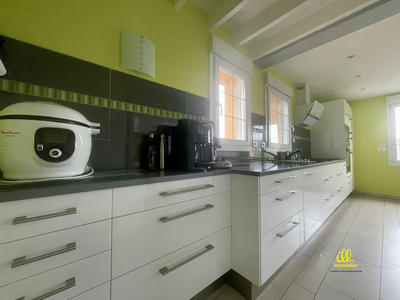 Maison - 156 m² - 7 pièces