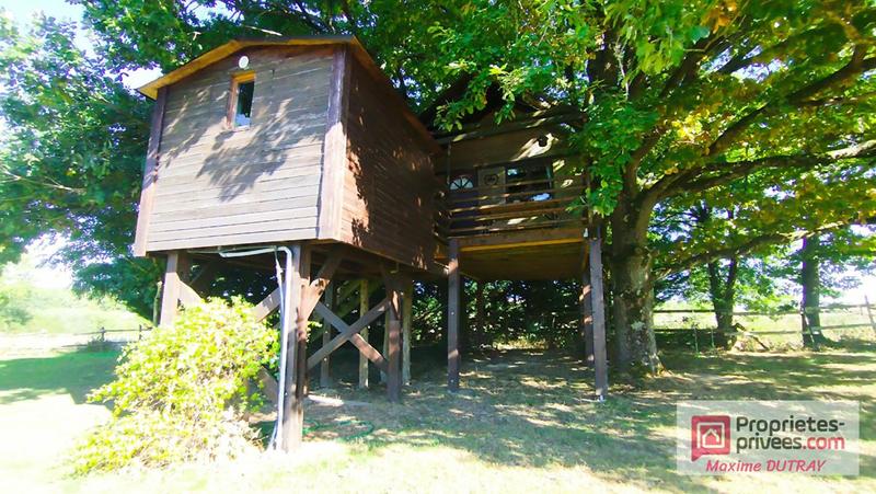 Maison - 351 m² - 18 pièces