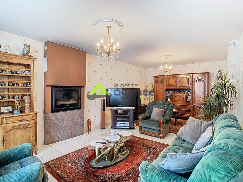 Maison - 195 m² - 7 pièces