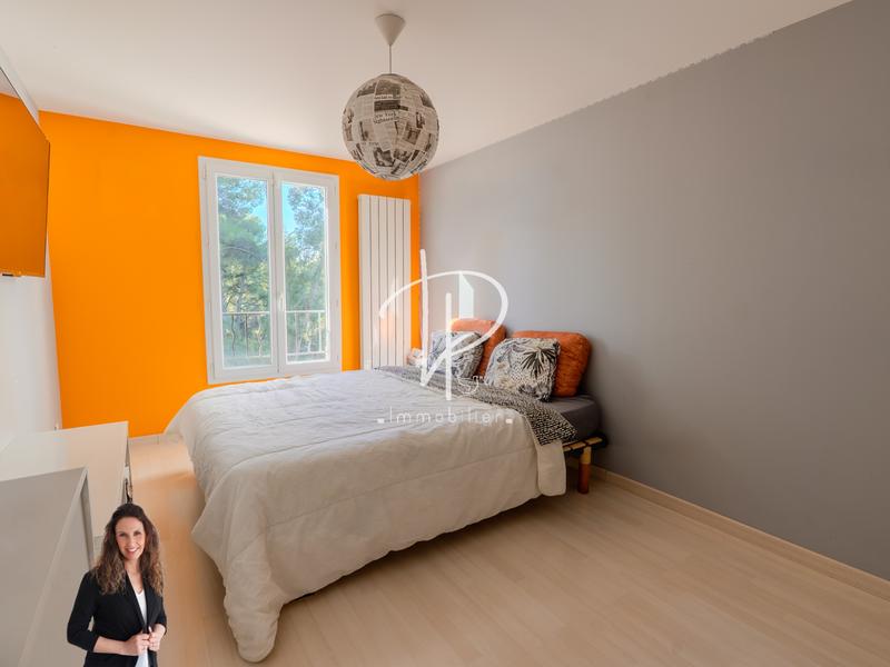 Villa - 291 m² - 8 pièces