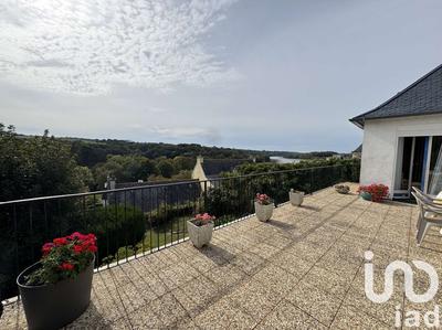 Maison - 117 m² - 6 pièces