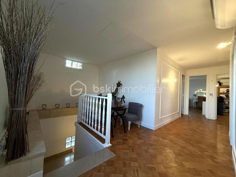 Maison - 149 m² - 6 pièces