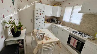 Maison - 64 m² - 8 pièces