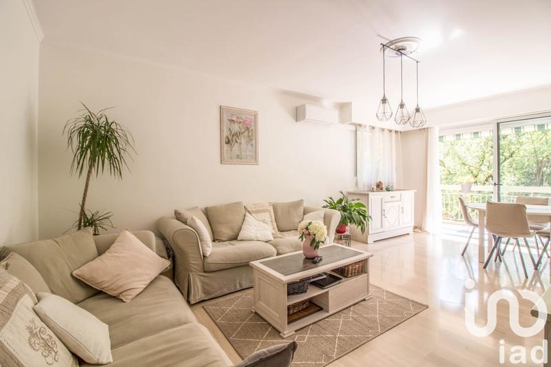 Appartement - 72 m² - 3 pièces