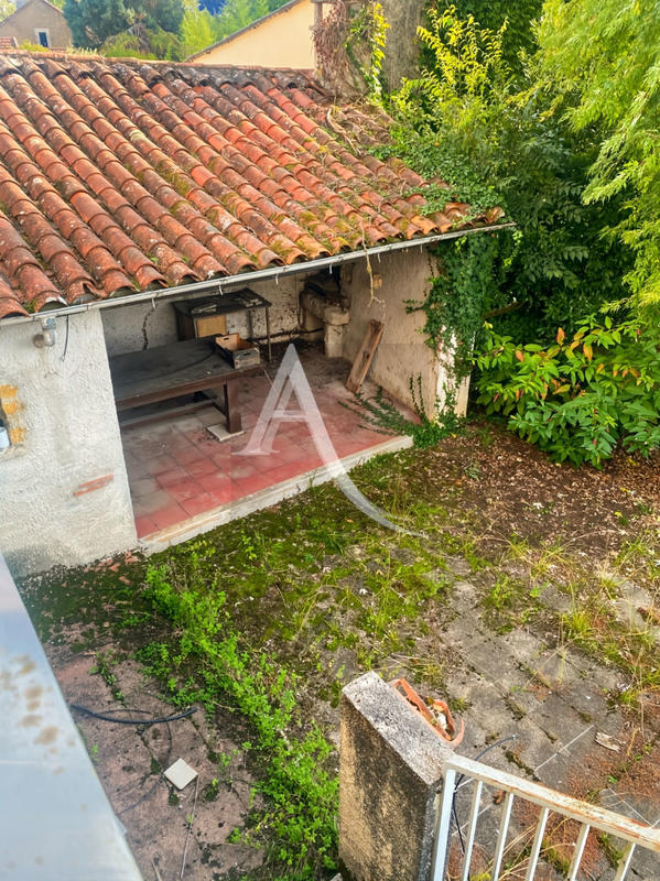 Maison - 230 m² - 7 pièces