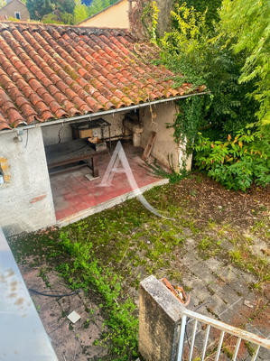 Maison - 230 m² - 7 pièces