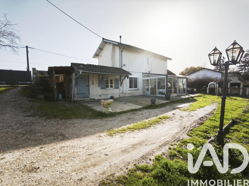 Maison - 136 m² - 4 pièces