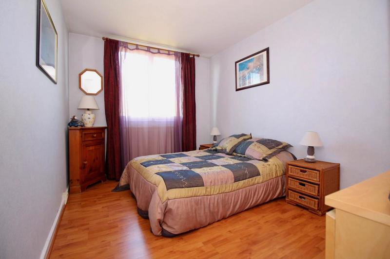 Appartement - 97 m² - 6 pièces