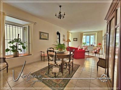 Maison - 147 m² - 6 pièces