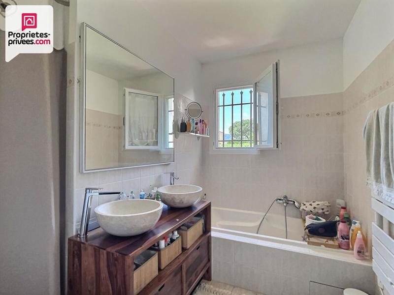 Maison - 99 m² - 4 pièces