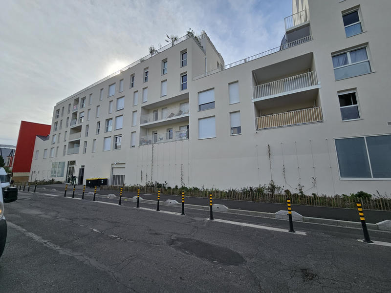 Parking / Garage - 14 m²