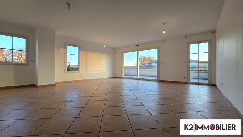 Appartement - 120 m² - 5 pièces