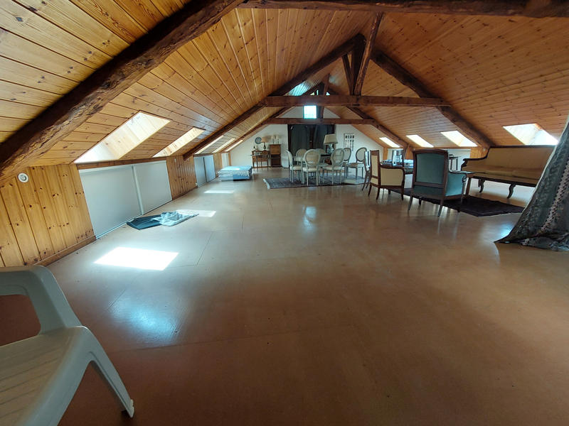Ferme - 745 m² - 20 pièces