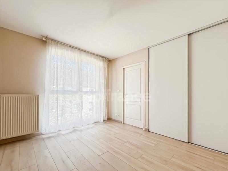 Maison - 104 m² - 6 pièces