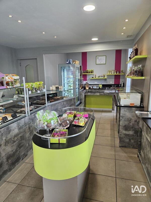 Local commercial - 152 m²