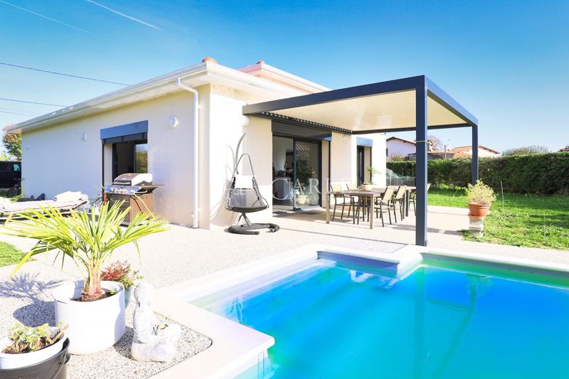 Villa - 197 m² - 7 pièces