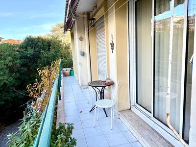 Appartement - 77 m² - 4 pièces