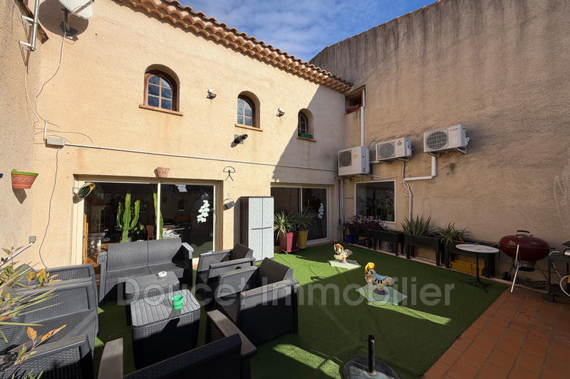 Maison - 254 m² - 5 pièces
