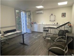 Bureau - 45 m² - 4 pièces