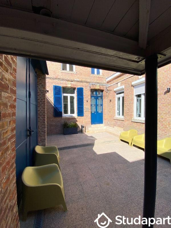 Maison - 300 m² - 1 pièce