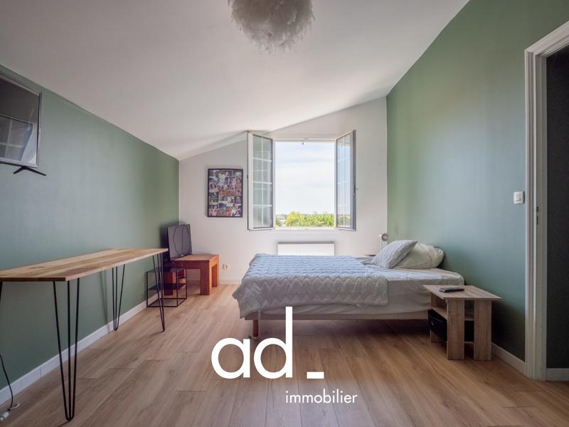 Maison - 150 m² - 4 pièces