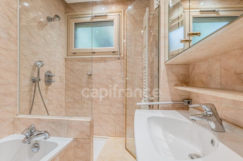 Maison - 177 m² - 5 pièces