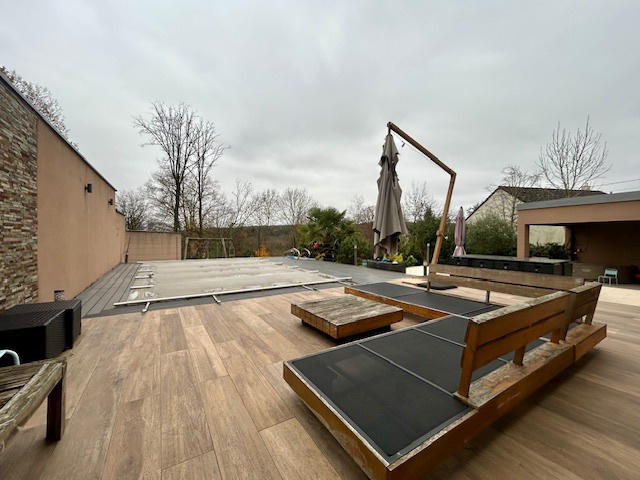 Maison - 167 m² - 7 pièces