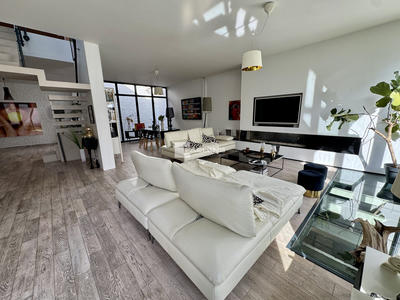 Appartement - 281 m² - 6 pièces