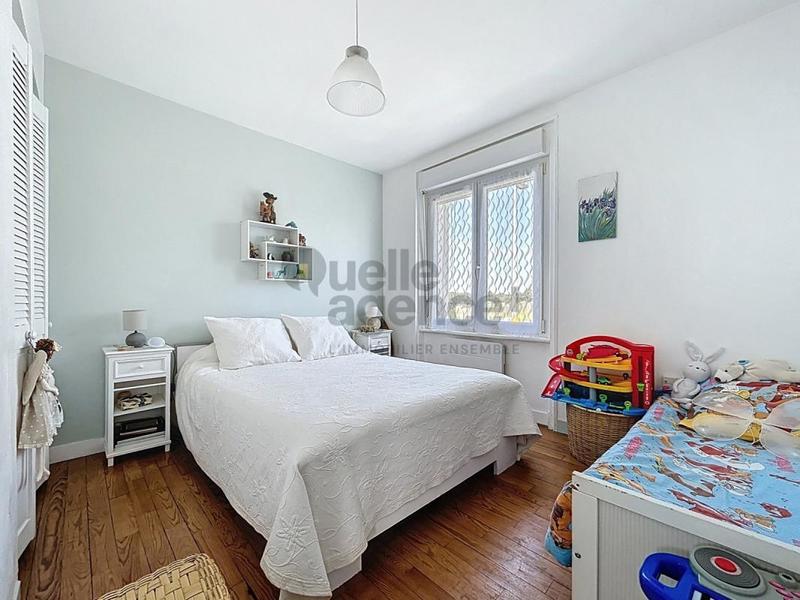 Maison - 79 m² - 6 pièces