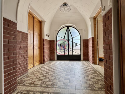 Maison - 237 m² - 7 pièces