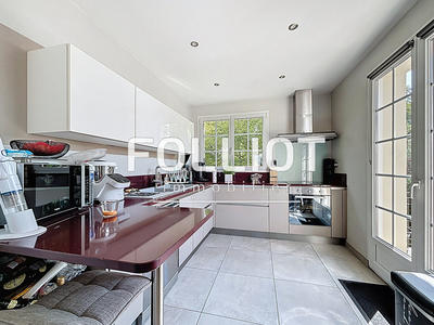 Maison - 131 m² - 8 pièces