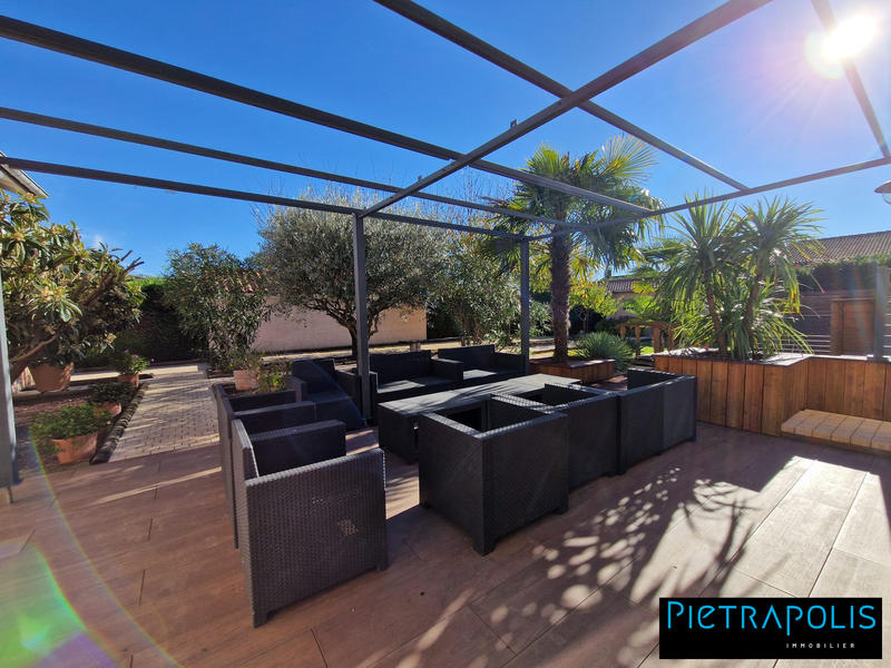 Maison traditionnelle - 171 m² - 5 pièces