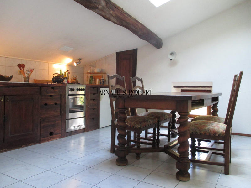 Maison - 180 m² - 8 pièces