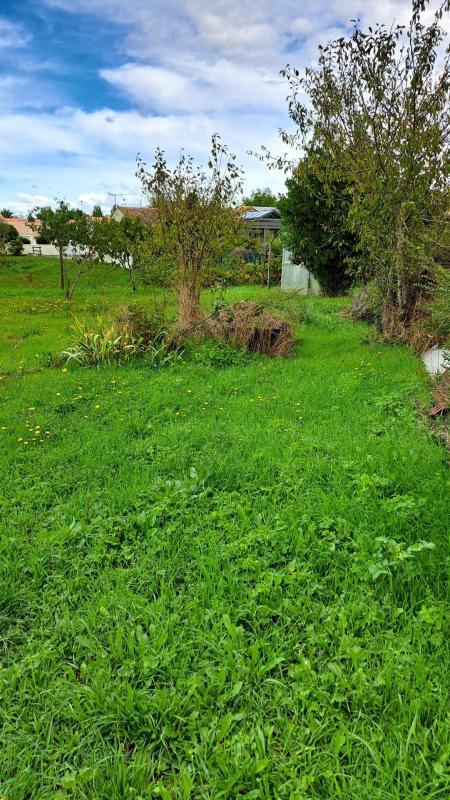 Terrain constructible - 661 m²