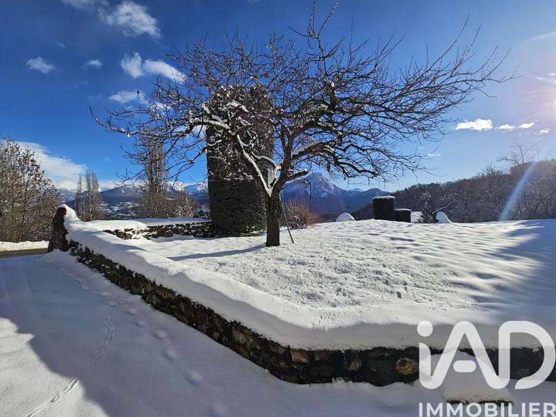 Maison - 372 m² - 14 pièces