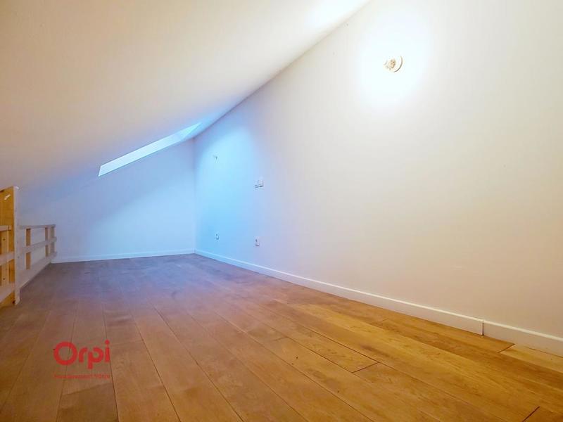 Maison - 180 m² - 5 pièces