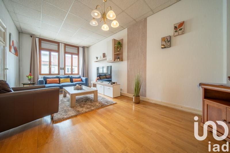 Maison - 230 m² - 7 pièces