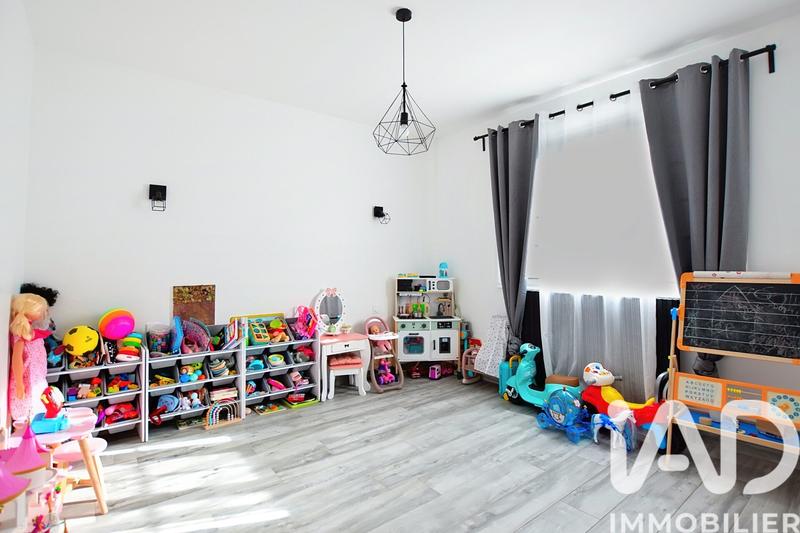 Maison - 183 m² - 5 pièces